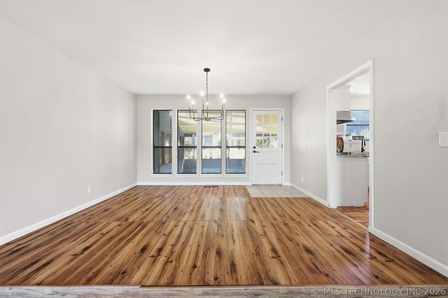 105 W Yuma Court, Broken Arrow, OK 74011