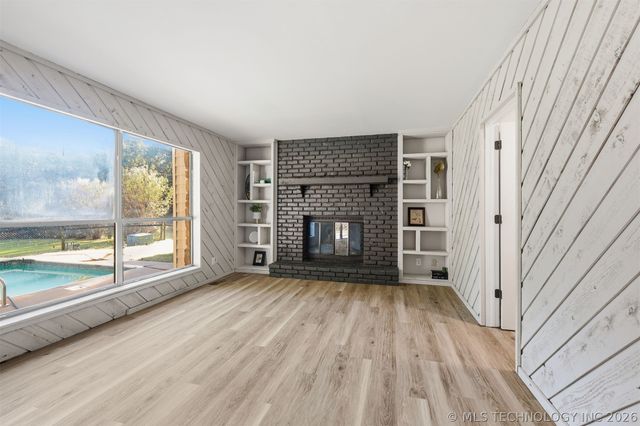 105 W Yuma Court, Broken Arrow, OK 74011