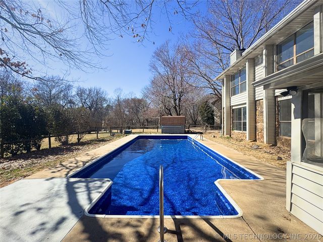 105 W Yuma Court, Broken Arrow, OK 74011