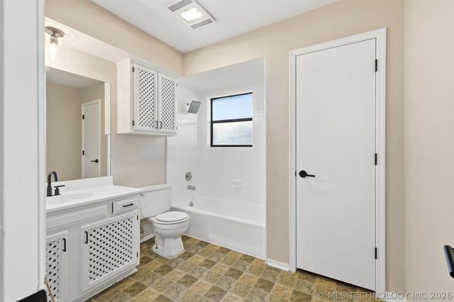 105 W Yuma Court, Broken Arrow, OK 74011