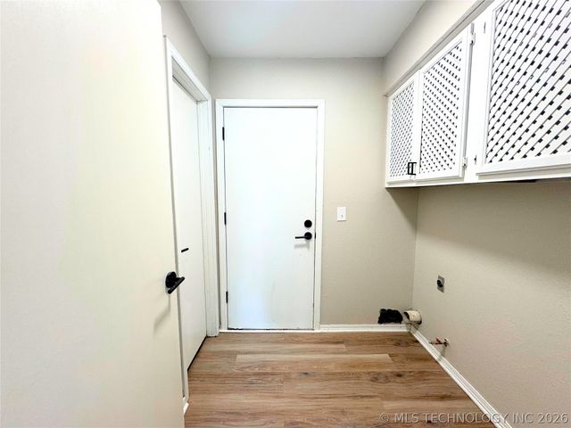 105 W Yuma Court, Broken Arrow, OK 74011