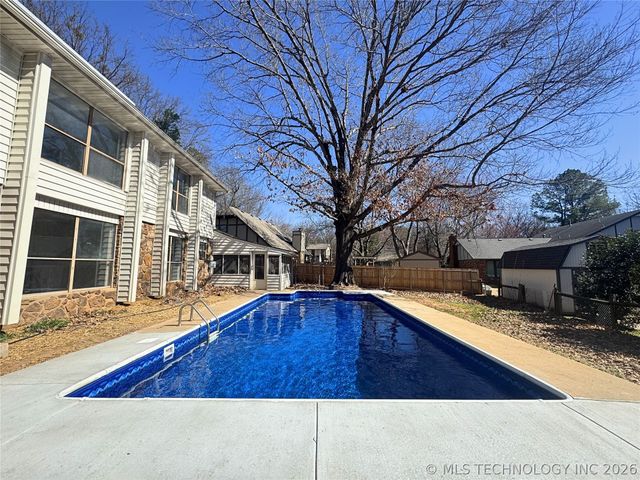 105 W Yuma Court, Broken Arrow, OK 74011