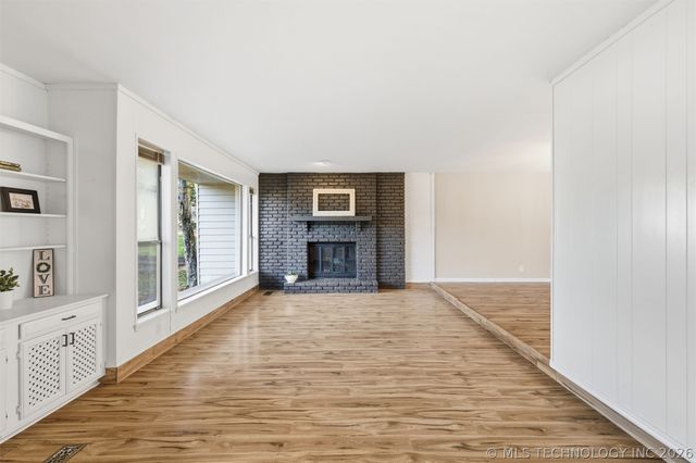 105 W Yuma Court, Broken Arrow, OK 74011