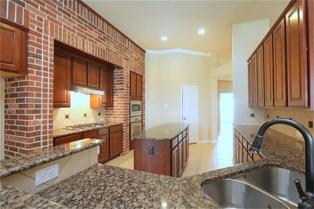 6815 Clemson Lane, Sugar Land, TX 77479