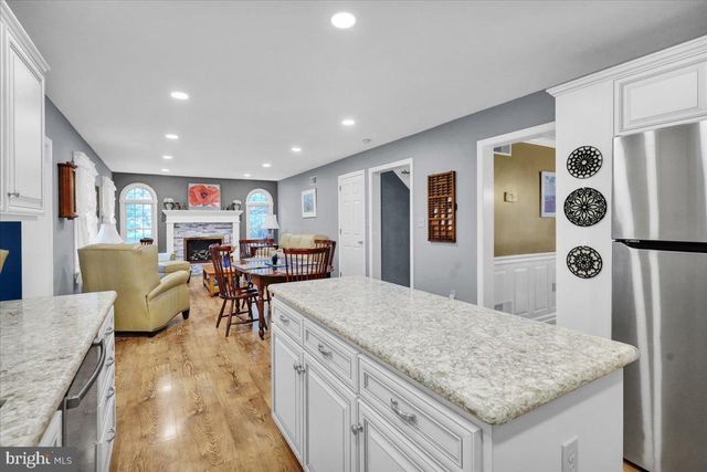 1424 HAY FIELD DR, East Earl, PA 17519