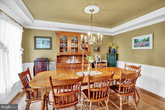 1424 HAY FIELD DR, East Earl, PA 17519