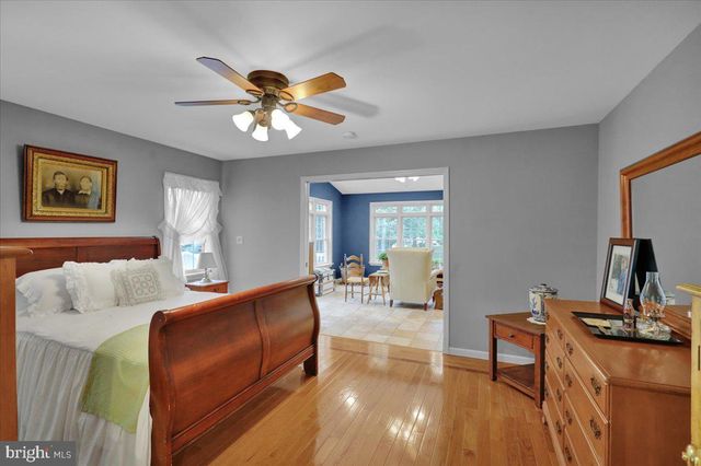 1424 HAY FIELD DR, East Earl, PA 17519