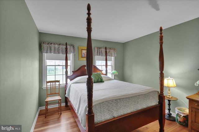 1424 HAY FIELD DR, East Earl, PA 17519
