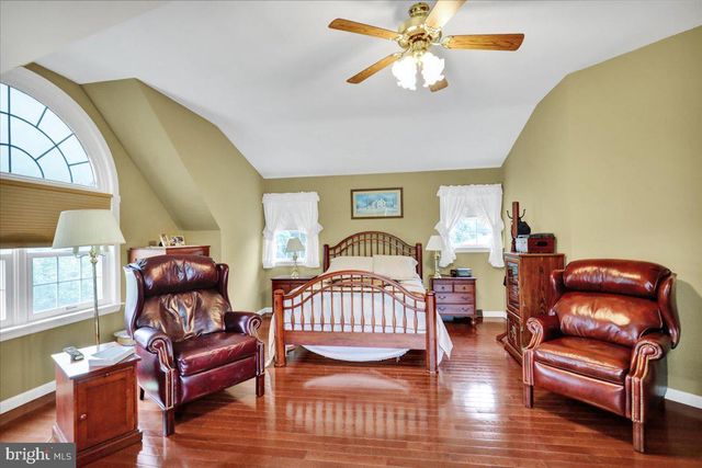 1424 HAY FIELD DR, East Earl, PA 17519