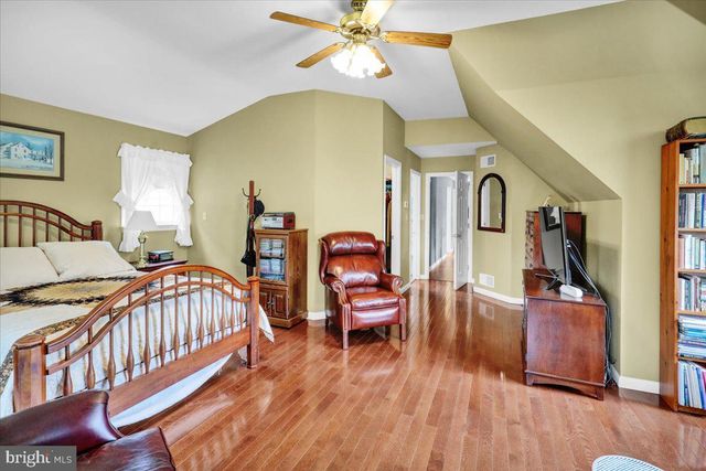 1424 HAY FIELD DR, East Earl, PA 17519