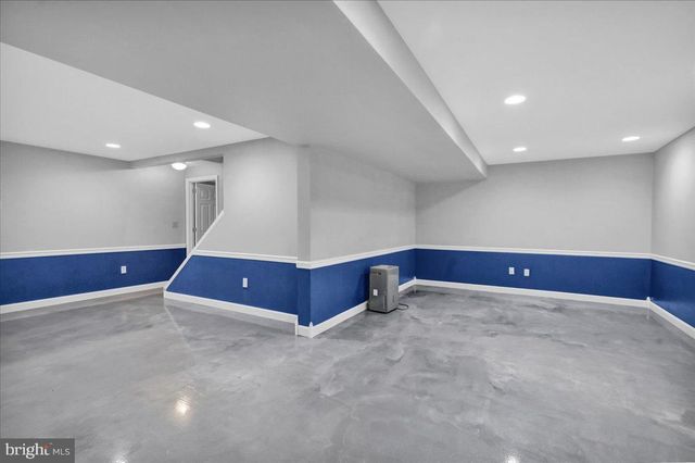 1424 HAY FIELD DR, East Earl, PA 17519