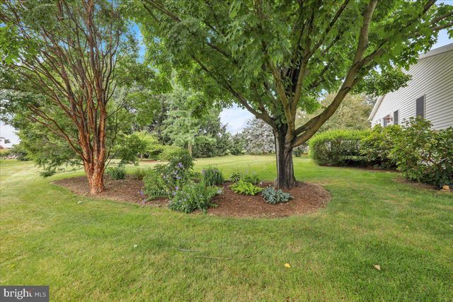 1424 HAY FIELD DR, East Earl, PA 17519