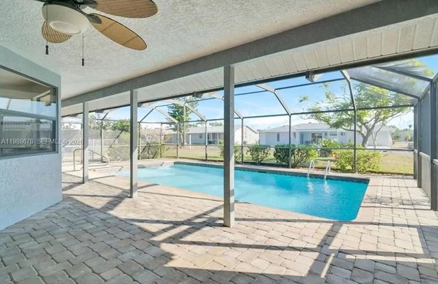 4145 SW 6th Place, Cape Coral, FL 33914