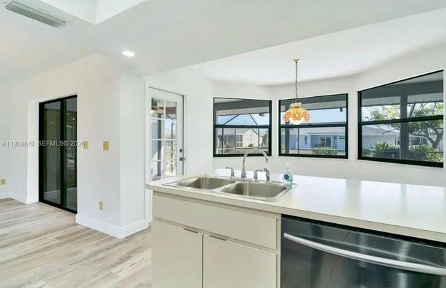 4145 SW 6th Place, Cape Coral, FL 33914