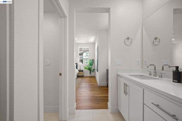 9732 Seawind Way, Newark, CA 94560