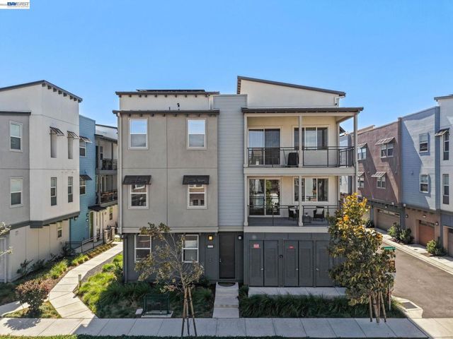 9732 Seawind Way, Newark, CA 94560