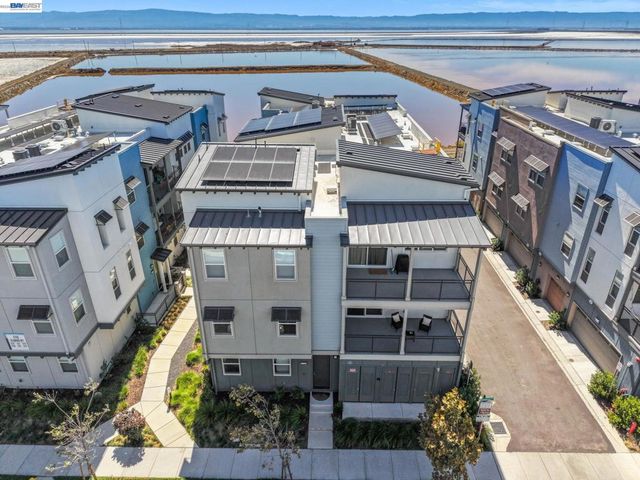 9732 Seawind Way, Newark, CA 94560