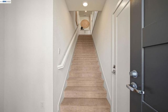 9732 Seawind Way, Newark, CA 94560
