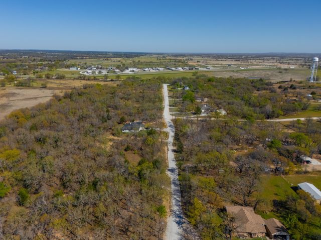 500 Private Road 3204, Bridgeport, TX 76426