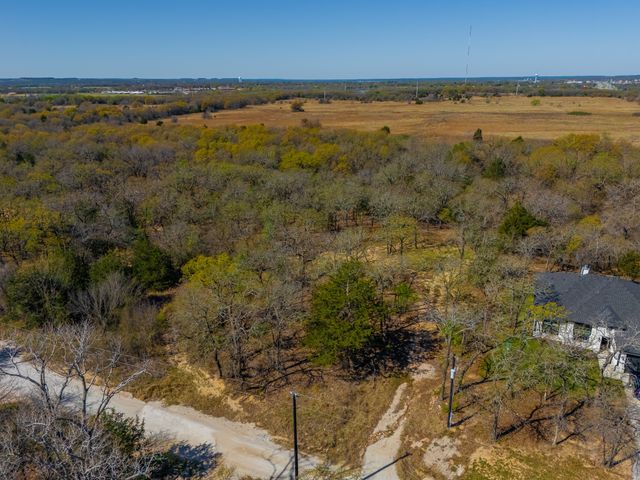 500 Private Road 3204, Bridgeport, TX 76426
