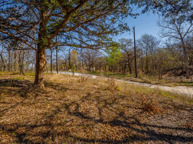 500 Private Road 3204, Bridgeport, TX 76426