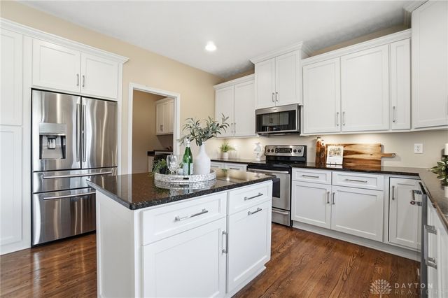 47 Dinsley Place, Springboro, OH 45066