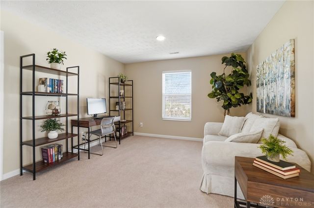 47 Dinsley Place, Springboro, OH 45066