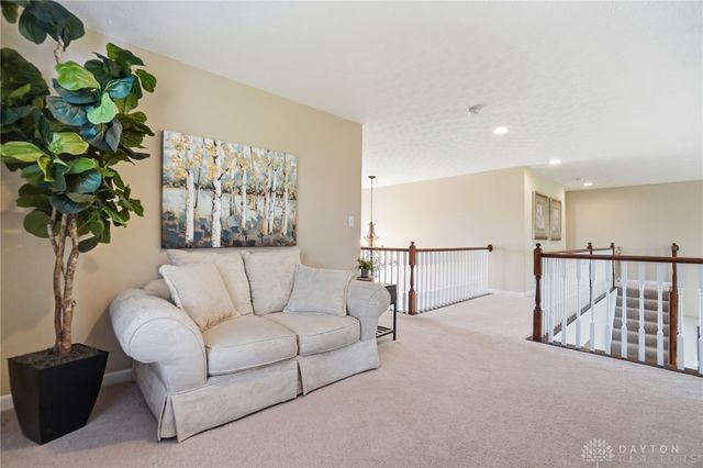 47 Dinsley Place, Springboro, OH 45066