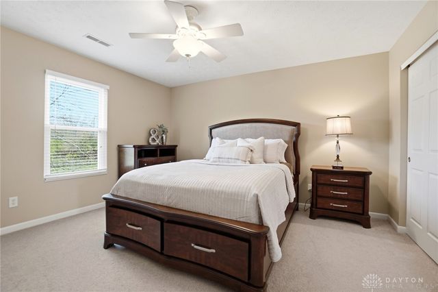 47 Dinsley Place, Springboro, OH 45066