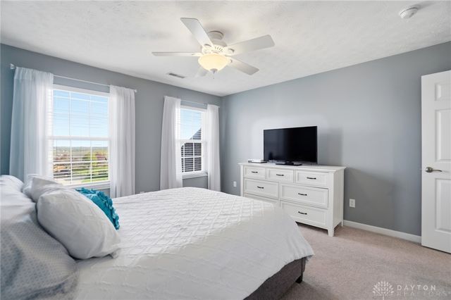 47 Dinsley Place, Springboro, OH 45066