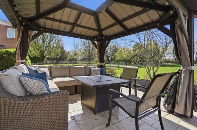 47 Dinsley Place, Springboro, OH 45066