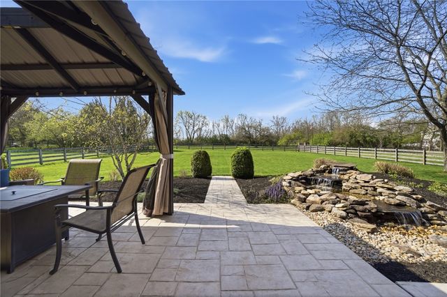 47 Dinsley Place, Springboro, OH 45066