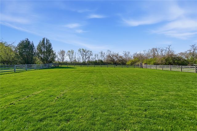 47 Dinsley Place, Springboro, OH 45066