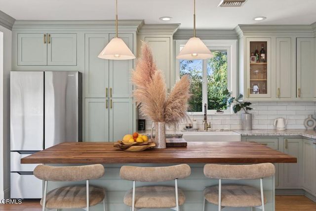 901 Grandview Avenue, Ojai, CA 93023