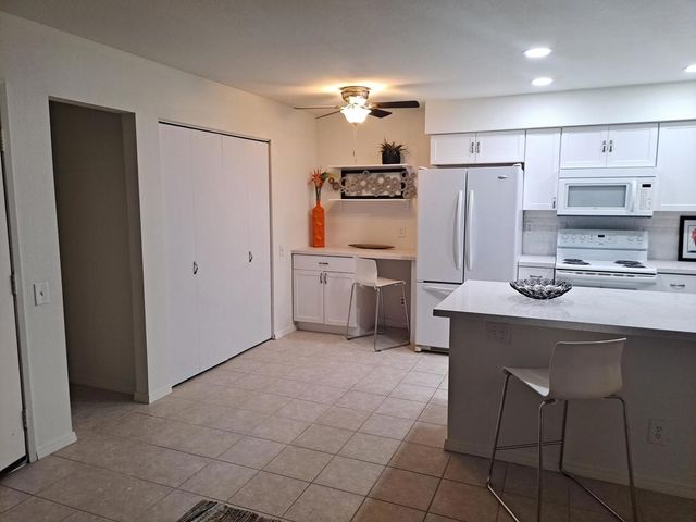 1640 Sunflower Court S, Palm Springs, CA 92262