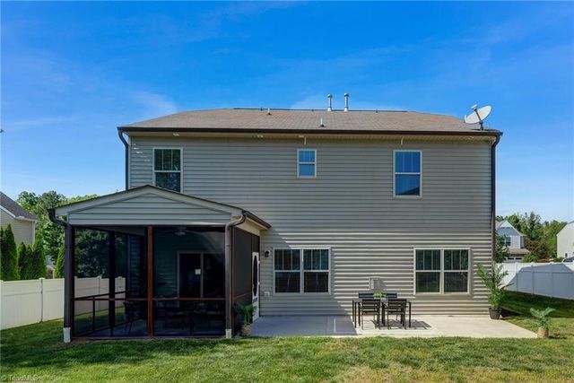 6616 Championship Drive, Whitsett, NC 27377