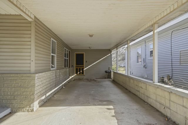 714 N Cedar St, Winchester, TN 37398