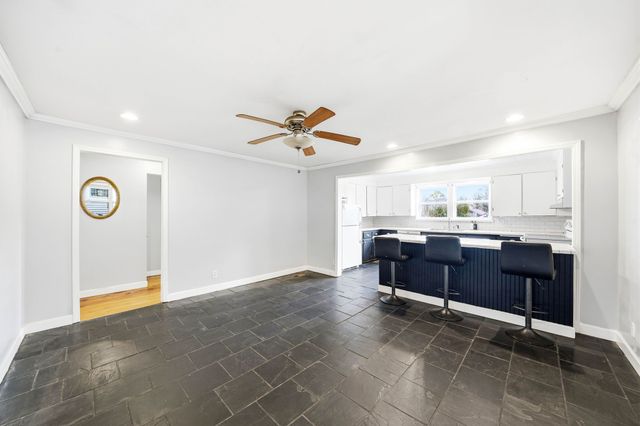 714 N Cedar St, Winchester, TN 37398