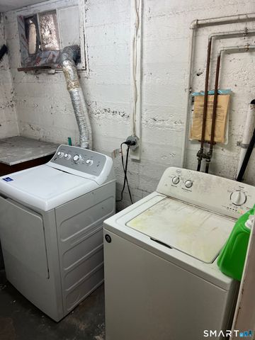 14 Buell Street, New Britain, CT 06051