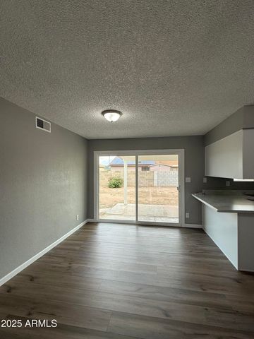 19839 N 6TH Drive, Phoenix, AZ 85027