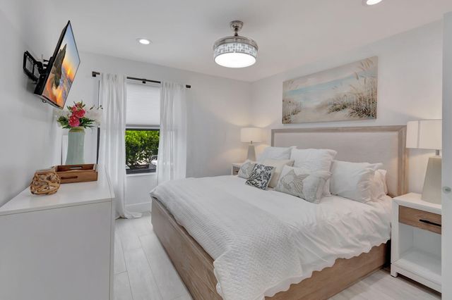 201 SE 7th Street, Delray Beach, FL 33483