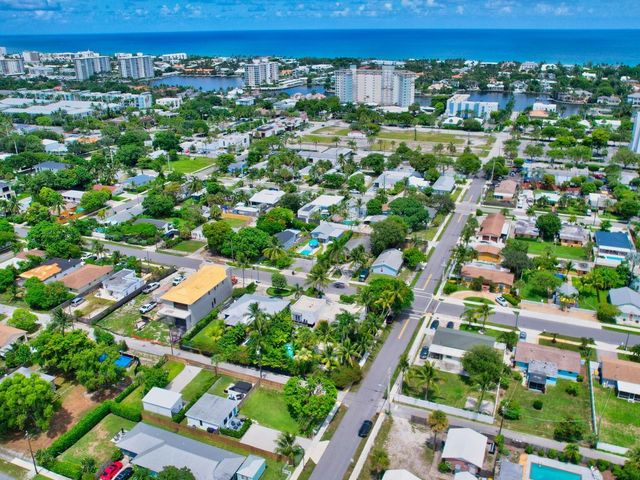 201 SE 7th Street, Delray Beach, FL 33483