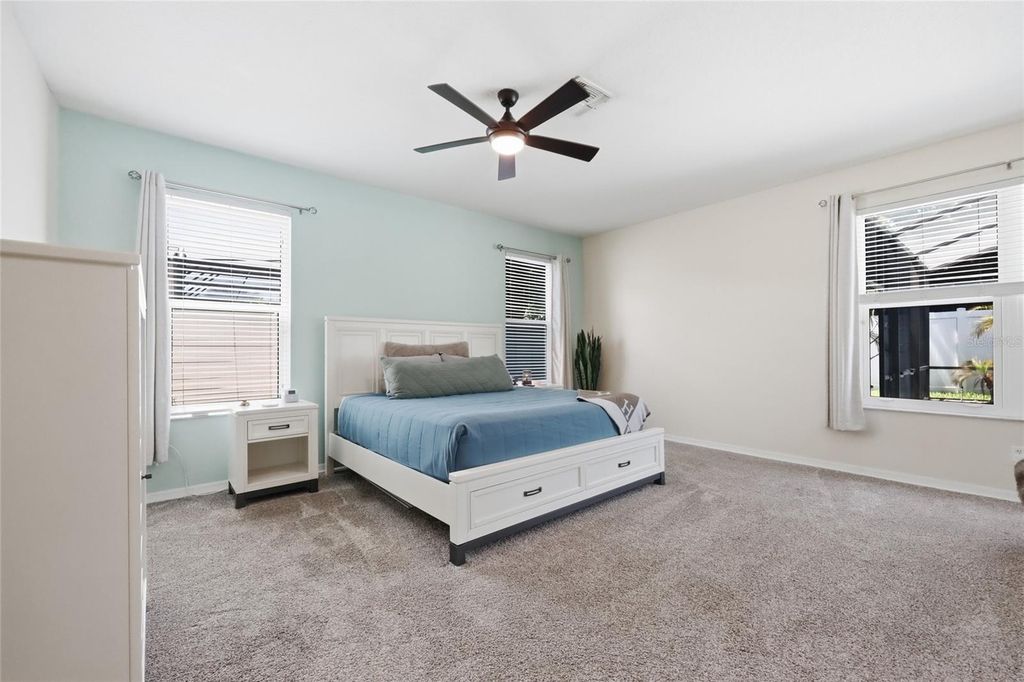 Image 22 of property listing at 3661 CRESCENT PARK BOULEVARD, Orlando, FL 32812