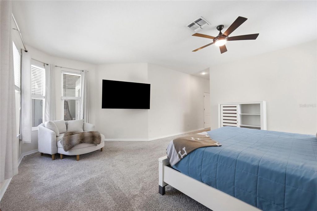 Image 23 of property listing at 3661 CRESCENT PARK BOULEVARD, Orlando, FL 32812