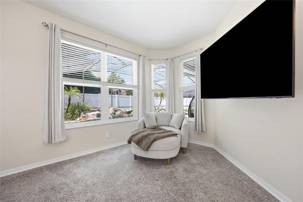 Image 24 of property listing at 3661 CRESCENT PARK BOULEVARD, Orlando, FL 32812