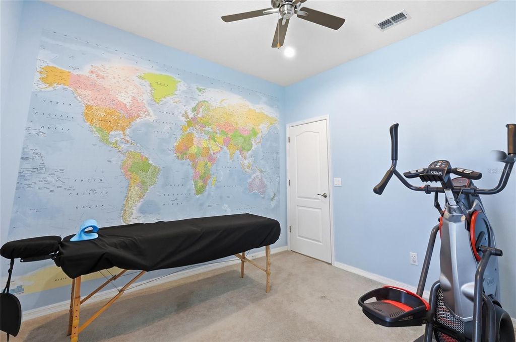 Image 30 of property listing at 3661 CRESCENT PARK BOULEVARD, Orlando, FL 32812