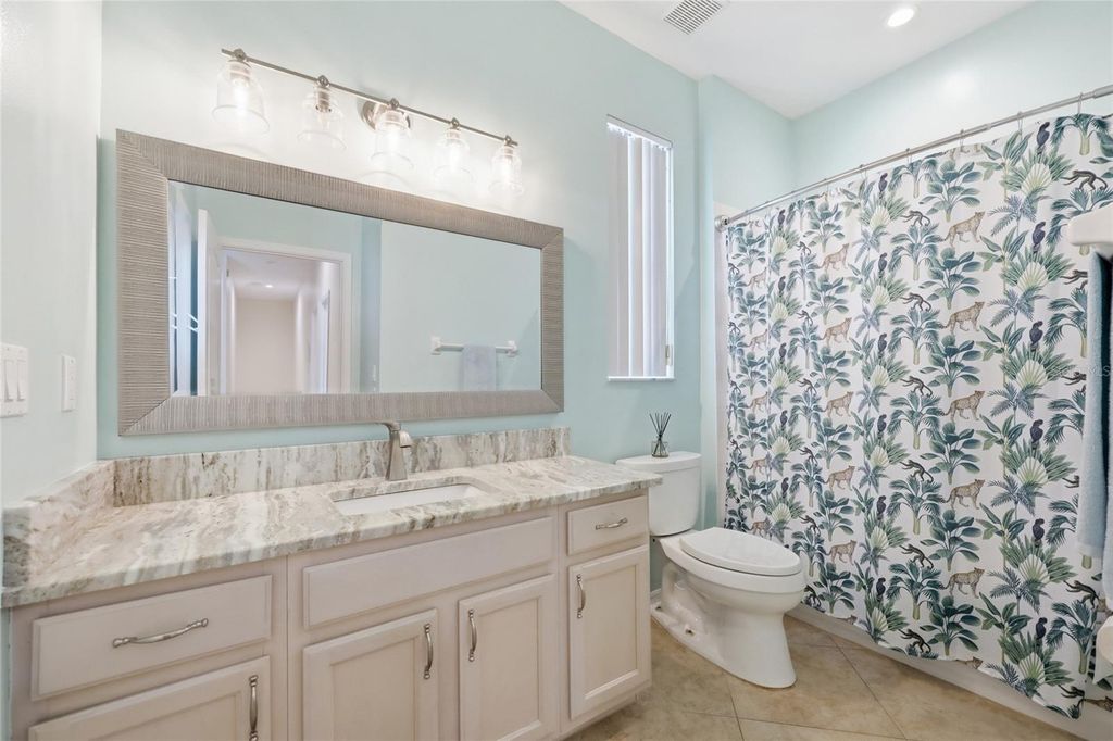Image 32 of property listing at 3661 CRESCENT PARK BOULEVARD, Orlando, FL 32812