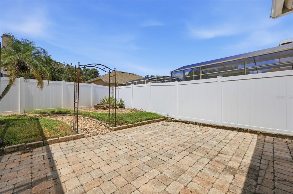 Image 40 of property listing at 3661 CRESCENT PARK BOULEVARD, Orlando, FL 32812
