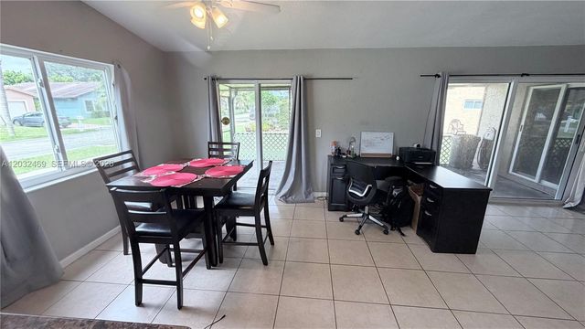 5356 NW 93rd Ter, Sunrise, FL 33351