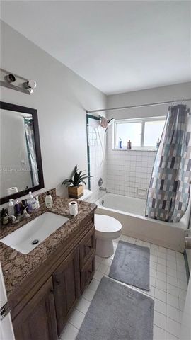 5356 NW 93rd Ter, Sunrise, FL 33351